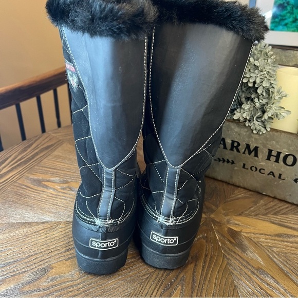 Sporto Boots - Black with Red Accent -  EUC - Picture 3 of 5